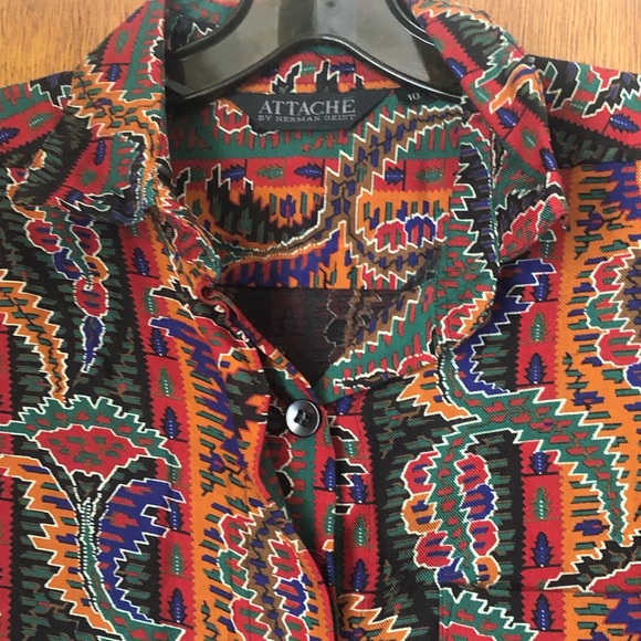 ATTACHÉ by Herman Geist Woman’s Blouse SZ 10 LS Button Front Southwestern Print - Picture 4 of 10